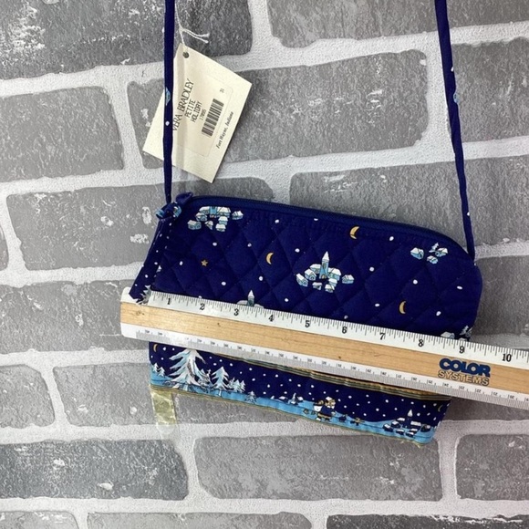 NWT Vera Bradley 1997 Christmas Print Crossbody Bag - Picture 4 of 6